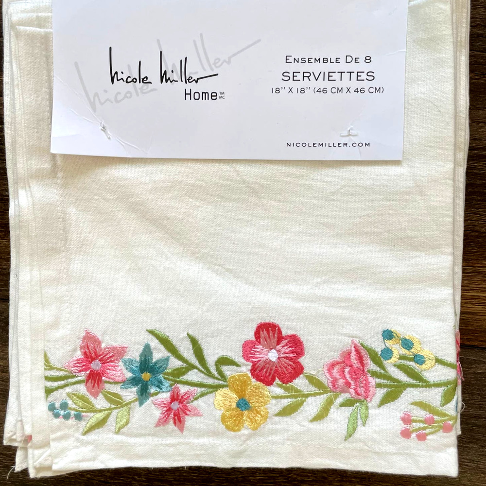 8 Nicole Miller Embroidered Spring Floral Cotton Napkins 18x18 Pop of Color NEW